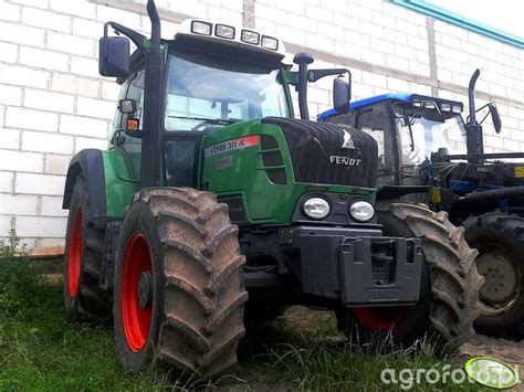 Obraz Ciagnik Fendt 311 Vario TMS 418912 Galeria Rolnicza Agrofoto