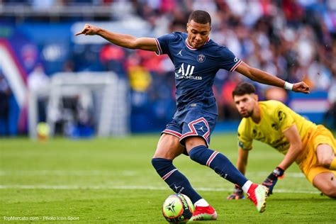 PSG Ibrahimovic Mbappé est trop dans un confort trop dans sa zone