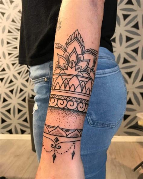 Big And Spacious Wrist Tattoo By Mandala Art Wristtattoos Mandala