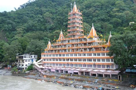 Temple In Rishikesh Editorial Photo Image Of Heaven 31184791