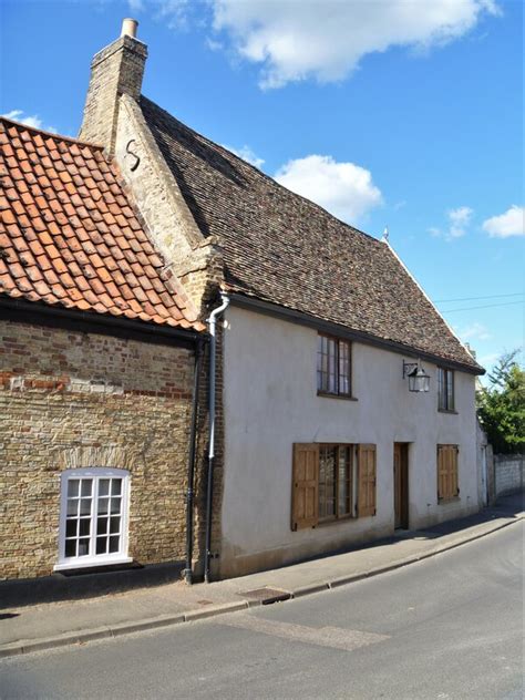 Isleham Houses 10 © Michael Dibb Geograph Britain And Ireland