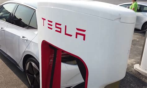 Tesla Supercharger News - TESLARATI