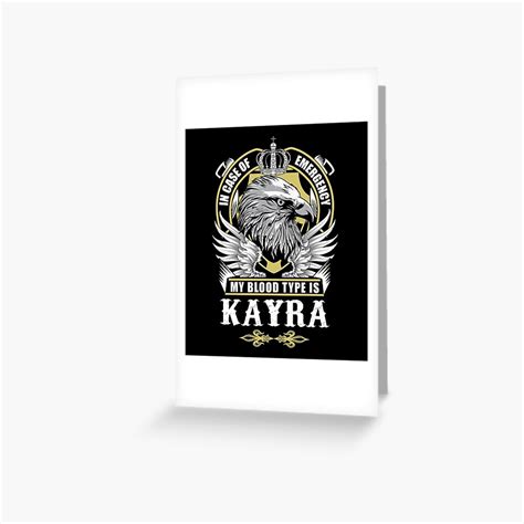 Tarjetas De Felicitación Camiseta Con El Nombre De Kayra En Caso De