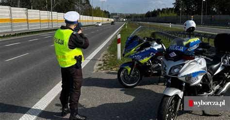 Maj Wka Na Drogach Torunia I Okolic Bez Ofiar Ale Policjanci Maj Co