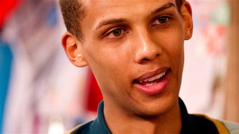 Stromae Eerste Franstalige Zanger Op Nummer 1 In Albumlijst Nu Het