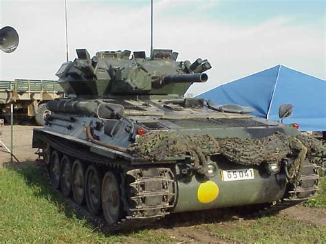 British Light Tank Called The Scorpion Mary Harrsch Flickr