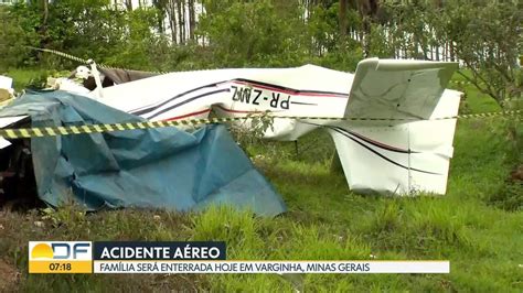 Vídeo Família que morreu em queda de avião será enterrada hoje Bom