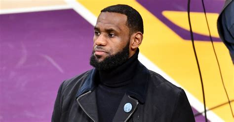 Lebron James Is First Active Nba Player To Become A Billionaire Maxim