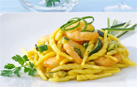 Pasta Gamberi E Zucchine L Idea Per Preparare E Cucinare La Ricetta