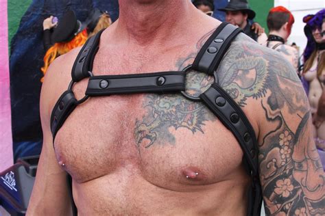 HELLA FRIGGIN HOT MUSCLE DADDY FOLSOM STREET FAIR 201 Flickr