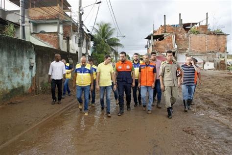 Cláudio Castro Visita áreas Atingidas Por Chuvas Na Baixada Fluminense