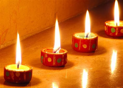 Diwali Candles Ideas: Diwali Floating Candles Decorations