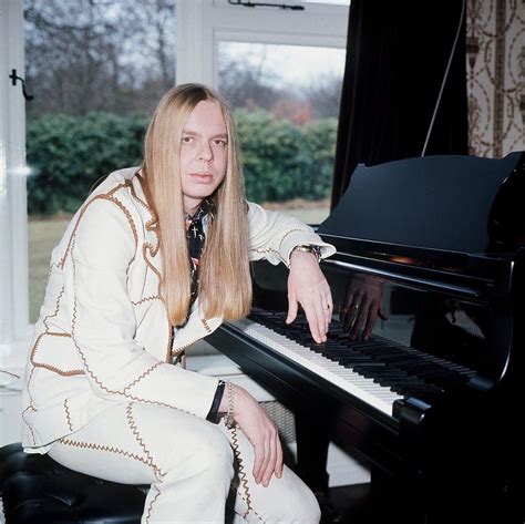 Didyouknow That Yes Keyboardist Rick Wakeman Is A Keen Football Fan