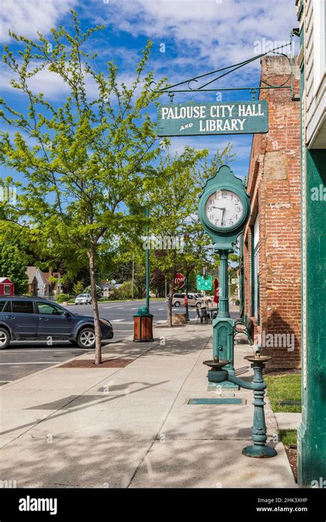 Palouse, Washington State, USA. Sidewalk outside the Palouse City Hall and Library. (Editorial ...