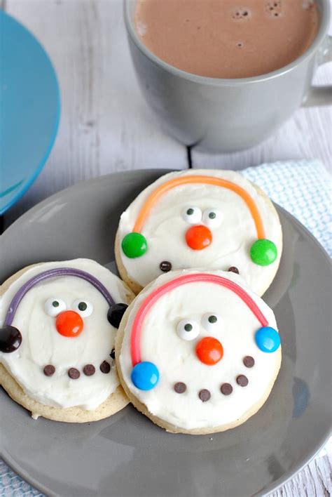 Snowman Cookies - Crazy Little Projects