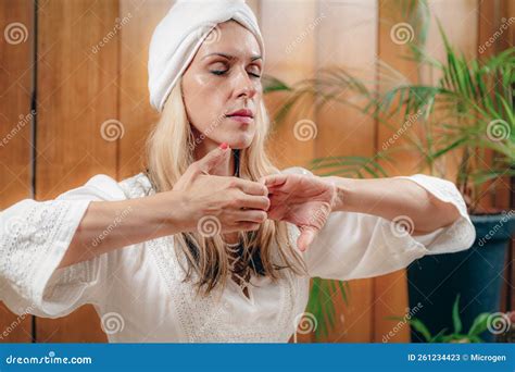 Kundalini Yoga Kriya For Inner And Outer Vision Stock Image Image Of