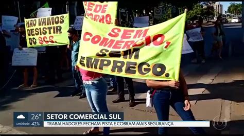 Trabalhadores Protestam E Cobram Melhorias Para O Setor Comercial Sul