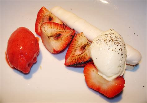 Grilled Strawberriesmeringuestrawberry Sorbetlemon Conf Flickr