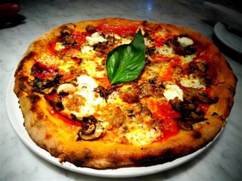 These 10 Pizza Places In Arizona Are So Good That Your Mouth May