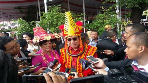 Ide Terkini Baju Adat Nias Selatan