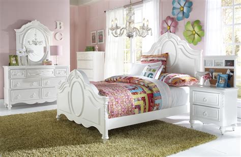 Sweetheart Youth Panel Bedroom Set From Samuel Lawrence 8470 530 531