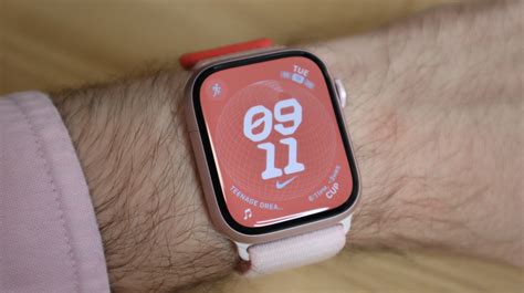 Apple Watch Series 9 Review Speeding Things Up Thestreet