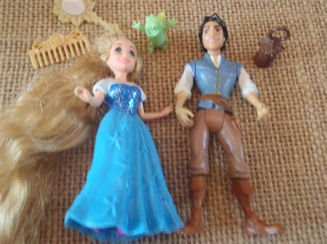 Polly Pocket Disney Princess Rapunzel Flynn Rider Lot Dolls F45