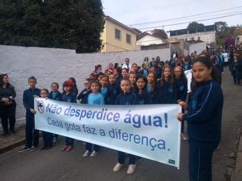 Bom Repouso comemora Independência do Brasil caminhada Cívica feita