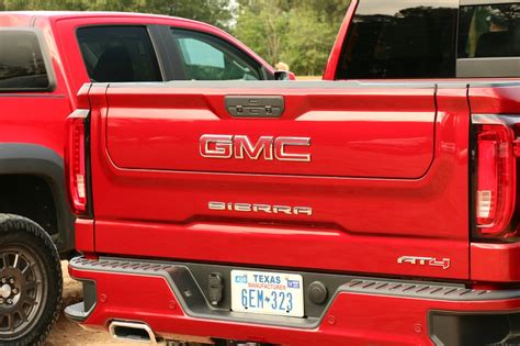 We Get Our Hands On The Gmc Sierra 1500 S Multipro Tailgate