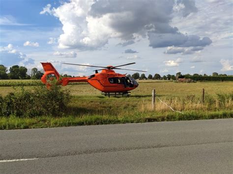 Ein Verletzter nach Überschlag mit PKW Einsatzbericht Xanten