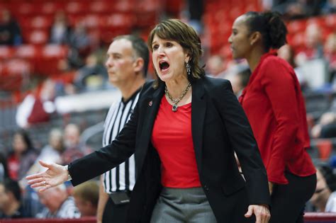 WSU extends contracts for three coaches – The Daily Evergreen