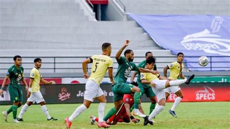 4 Fakta Kemenangan Persebaya Vs Persik Hujan Kartu Penyelamatan