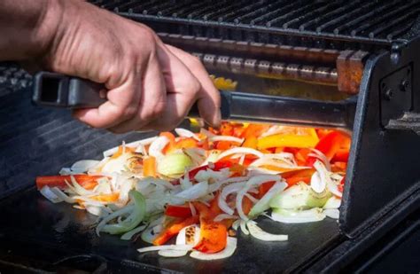 Przepis Na Fajitas Z Kurczakiem Z Grilla I Guacamole Broil King