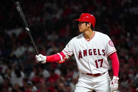 大谷翔平、第1打席は投ゴロ 止めたバットにボール当たる Full Count