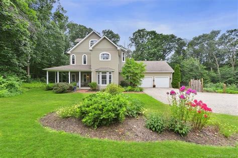 Middlefield, CT Real Estate - Middlefield Homes for Sale | realtor.com®