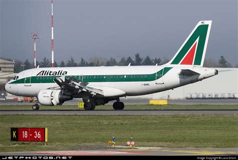 I BIMG Airbus A319 112 Alitalia Luca Grioni JetPhotos