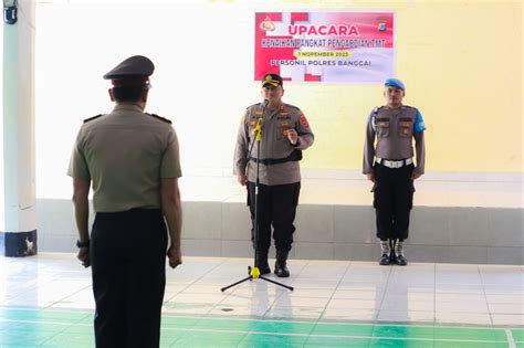 Rumah Wanita Paruh Baya Di Lamala Digerebek Polisi Sita Sejumlah Botol