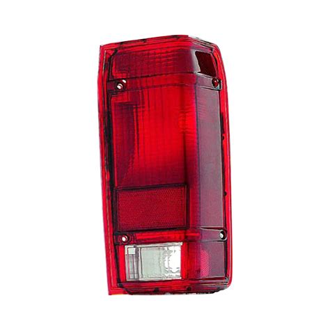 Replace FO2801105 Passenger Side Replacement Tail Light Standard Line