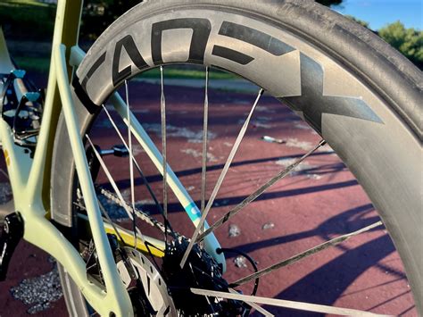 Cadex Ultra Disc Wheelset Review Light Or Fast Pick Both