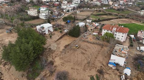 Deprem bölgesini vuran sel felaketinde can kaybı 18 e ulaştı