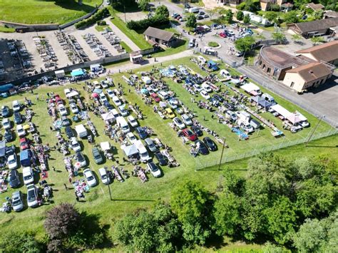 Franc succès pour le vide grenier 2024 Commune de Bonnefamille