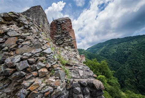 "Poenari Castle" Images – Browse 48 Stock Photos, Vectors, and Video ...