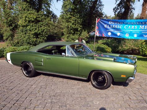 1969 Dodge Coronet - Information and photos - MOMENTcar