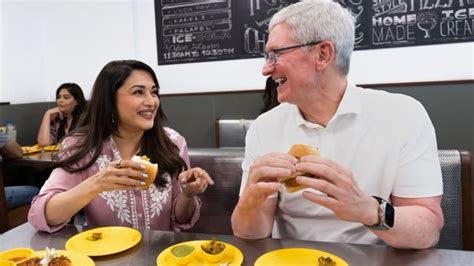 Desi Welcome Of Apple Ceo Tim Cook In India Madhuri Dixit Fed Vada Pav