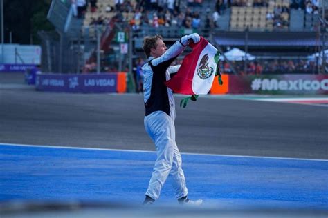 Brad Pitt Se Roba La Calificaci N Del Gran Premio De M Xico