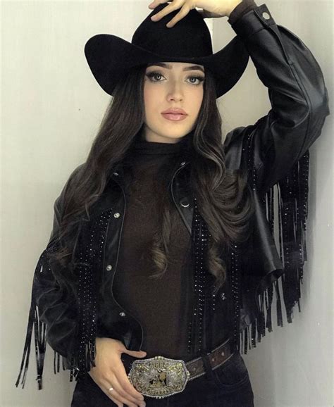 Pin De Sayi Fernandez Em Outfits Looks Country Feminino Look Cowtry