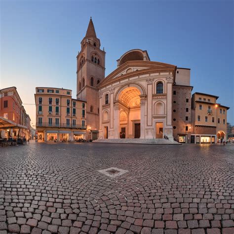 Basilica di Sant Andrea, Mantua, Lombardy, Italy | Sant andrea, Mantua ...