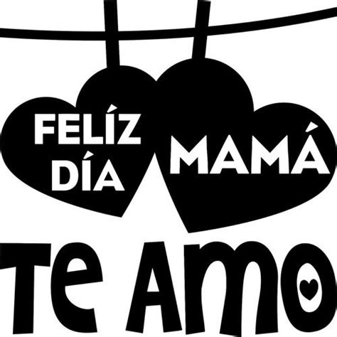 Two Hearts Hanging From A Clothes Line With The Words Feliz Dia Mama