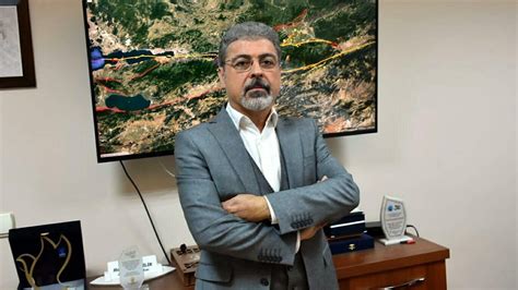 Deprem Uzmanı Prof Dr Hasan Sözbilirden Çanakkale depremi sonrası