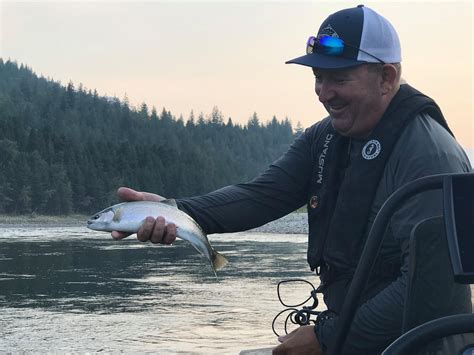 Columbia River Fly Fishing Charters
